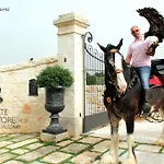 La Corte Dell'astore - Trulli Diffusi Nel Centro Storico Di Resort 3*