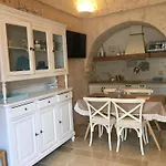 La Corte Dell'astore - Trulli Diffusi Nel Centro Storico Di 3* Alberobello