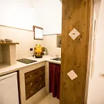 La Corte Dell'astore - Trulli Diffusi Nel Centro Storico Di 3* Alberobello