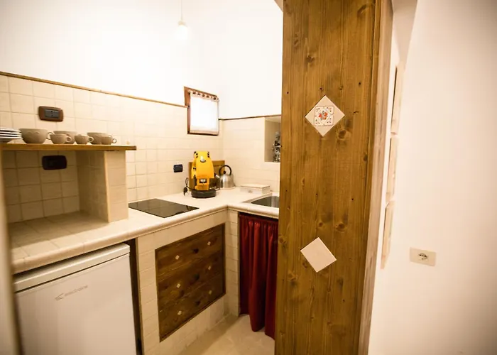 La Corte Dell'astore - Trulli Diffusi Nel Centro Storico Di 3* 阿尔贝罗贝洛