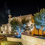 La Corte Dell'astore - Trulli Diffusi Nel Centro Storico Di 3* Альберобелло