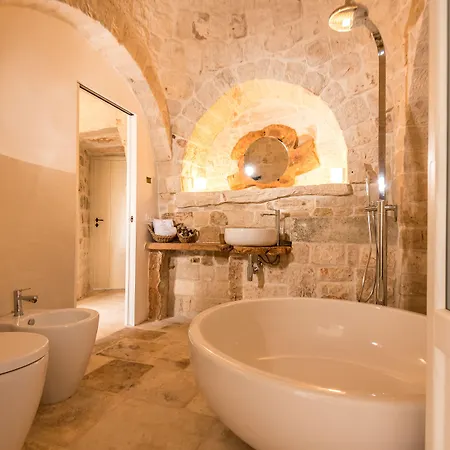 La Corte Dell'astore - Trulli Diffusi Nel Centro Storico Di Semesteranläggning (resort) Alberobello