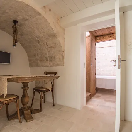 Semesteranläggning (resort) La Corte Dell'astore - Trulli Diffusi Nel Centro Storico Di