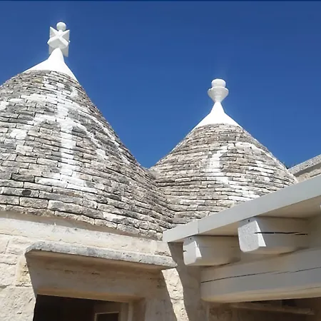 Trulli Diffusi De La Corte Dell'astore I Trulli Antichi Mestieri 3* Alberobello