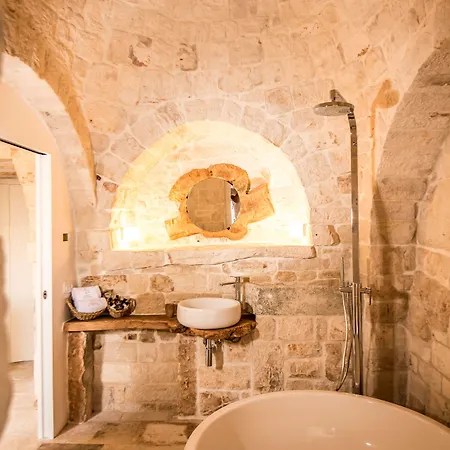 Semesteranläggning (resort) La Corte Dell'astore - Trulli Diffusi Nel Centro Storico Di