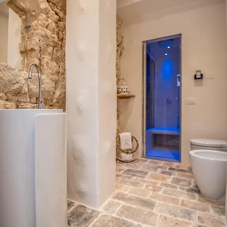 La Corte Dell'astore - Trulli Diffusi Nel Centro Storico Di