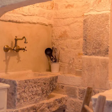 리조트 Trulli Diffusi De La Corte Dell'Astore I Trulli Antichi Mestieri 알베르벨로