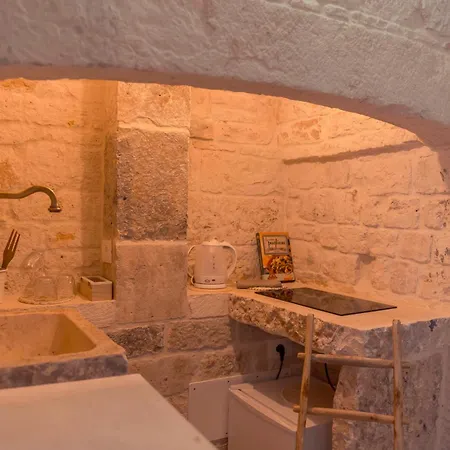 Trulli Diffusi De La Corte Dell'Astore I Trulli Antichi Mestieri 리조트