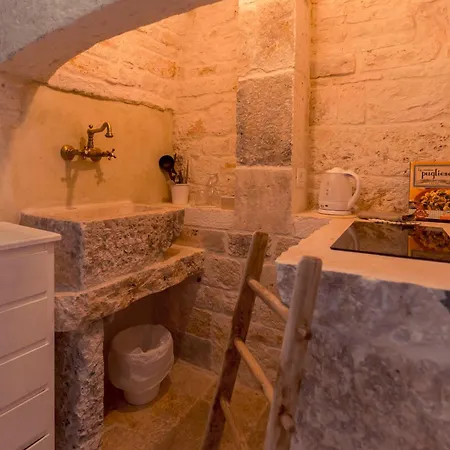 Trulli Diffusi De La Corte Dell'Astore I Trulli Antichi Mestieri 리조트 알베르벨로