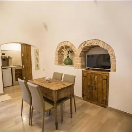 리조트 Trulli Diffusi De La Corte Dell'Astore I Trulli Antichi Mestieri