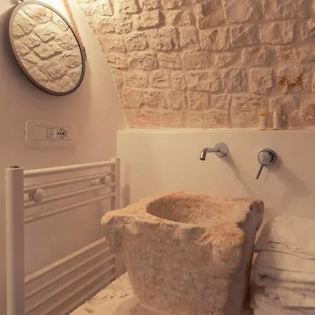 Trulli Diffusi De La Corte Dell'astore I Trulli Antichi Mestieri 3* Alberobello