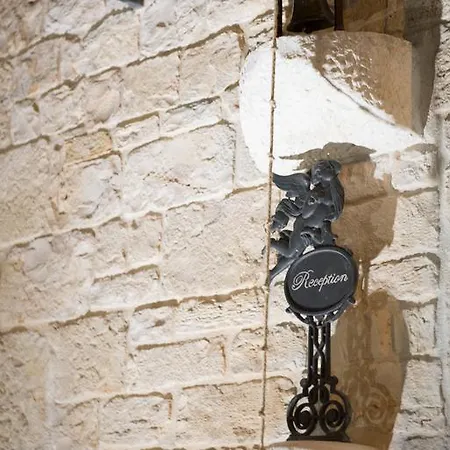 La Corte Dell'astore - Trulli Diffusi Nel Centro Storico Di