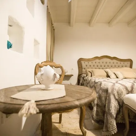 La Corte Dell'astore - Trulli Diffusi Nel Centro Storico Di