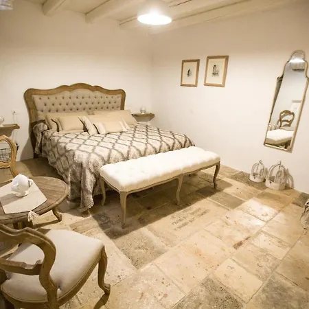 La Corte Dell'astore - Trulli Diffusi Nel Centro Storico Di Semesteranläggning (resort)