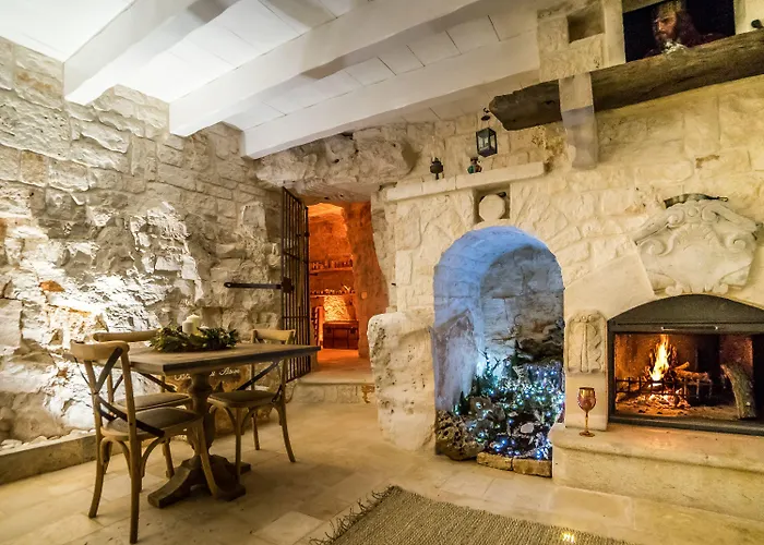 La Corte Dell'astore - Trulli Diffusi Nel Centro Storico Di Resort
