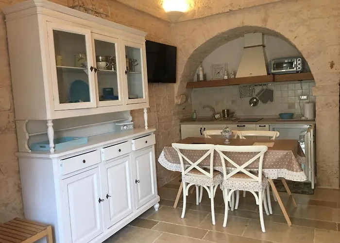 La Corte Dell'astore - Trulli Diffusi Nel Centro Storico Di 3* Alberobello