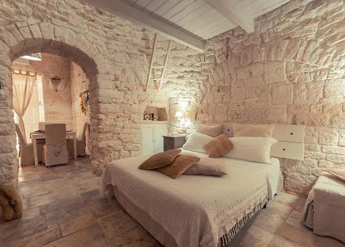 La Corte Dell'astore - Trulli Diffusi Nel Centro Storico Di 3* Alberobello