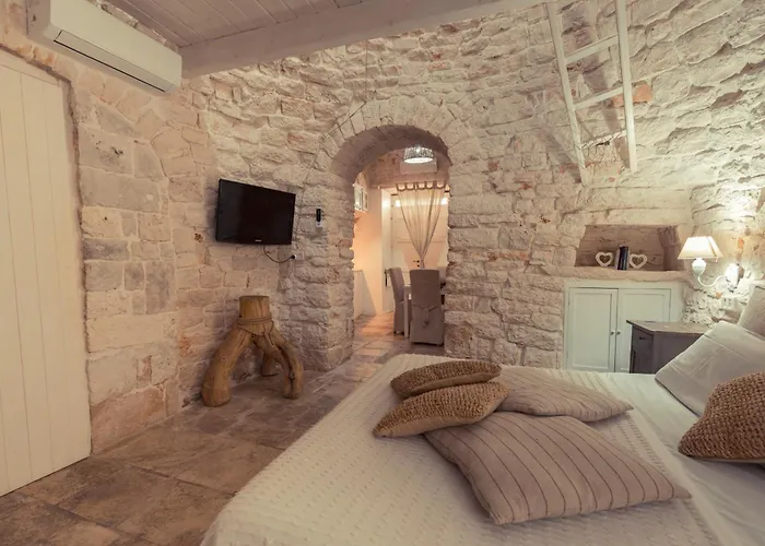 Resort La Corte Dell'astore - Trulli Diffusi Nel Centro Storico Di Alberobello
