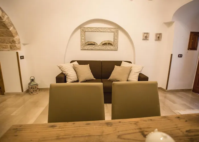 Resort La Corte Dell'astore - Trulli Diffusi Nel Centro Storico Di