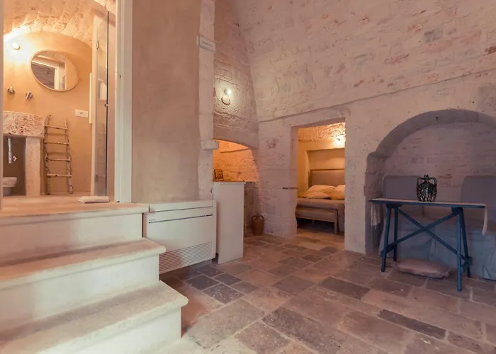 Resort La Corte Dell'astore - Trulli Diffusi Nel Centro Storico Di