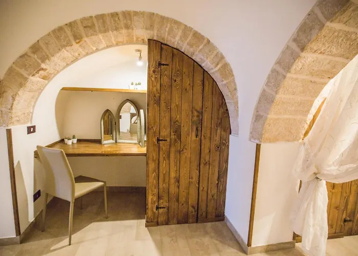 Resort La Corte Dell'astore - Trulli Diffusi Nel Centro Storico Di